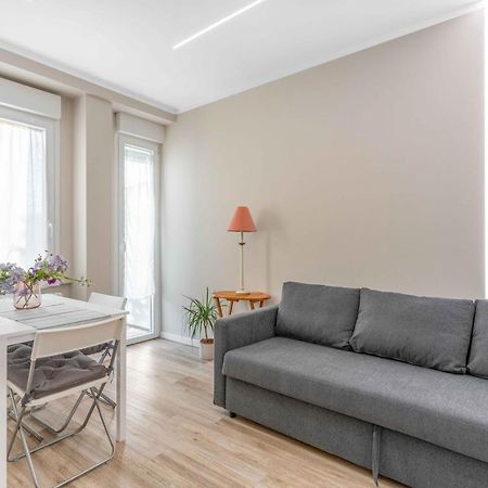 Апартаменты Bo13 -Crescenzago- Bright - Wifi - Elegant Милан Экстерьер фото